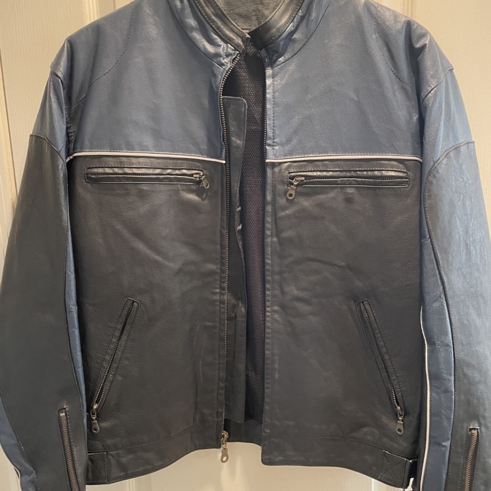 Men's leather motorcycle jacket